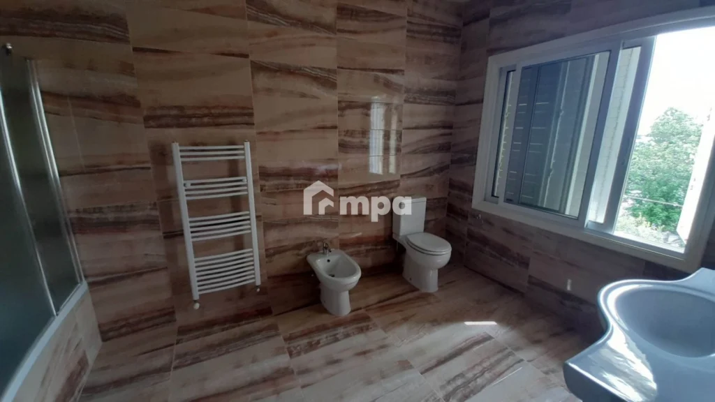 6+ Bedroom House for Sale in Latsia, Nicosia District