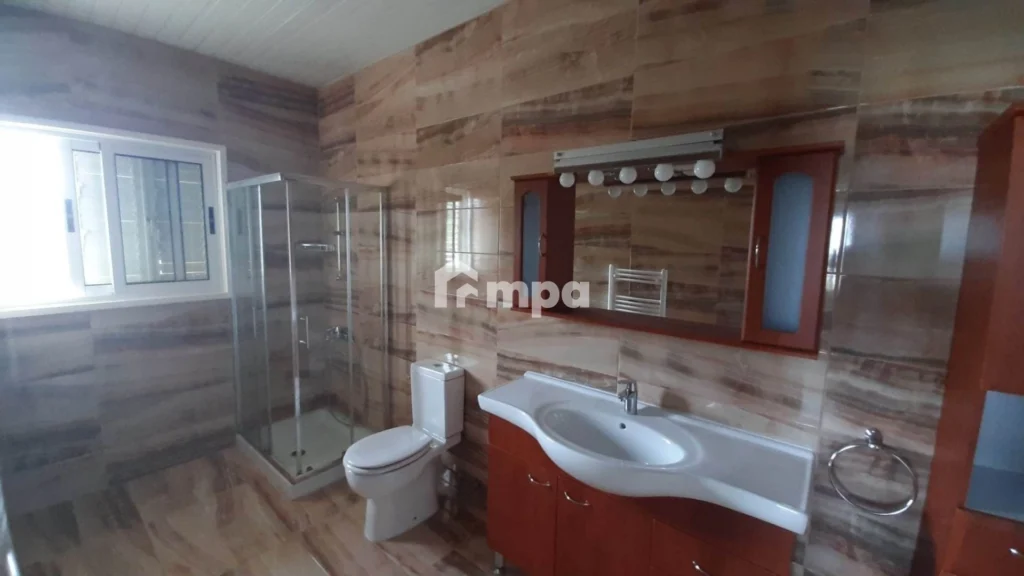 6+ Bedroom House for Sale in Latsia, Nicosia District