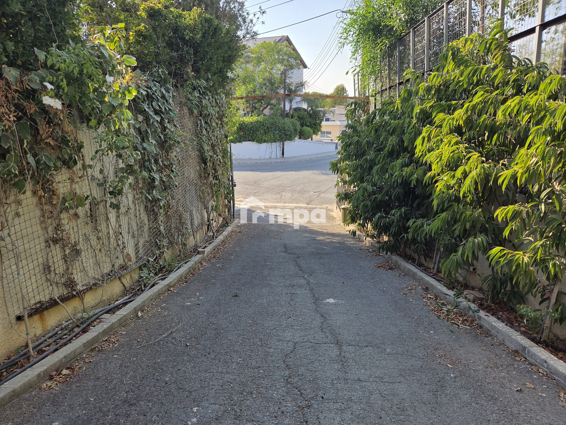 6+ Bedroom House for Sale in Latsia, Nicosia District