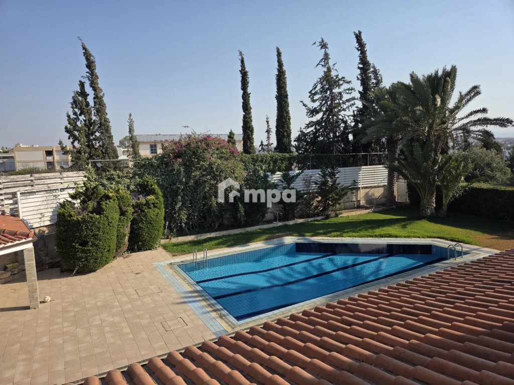6+ Bedroom House for Sale in Latsia, Nicosia District