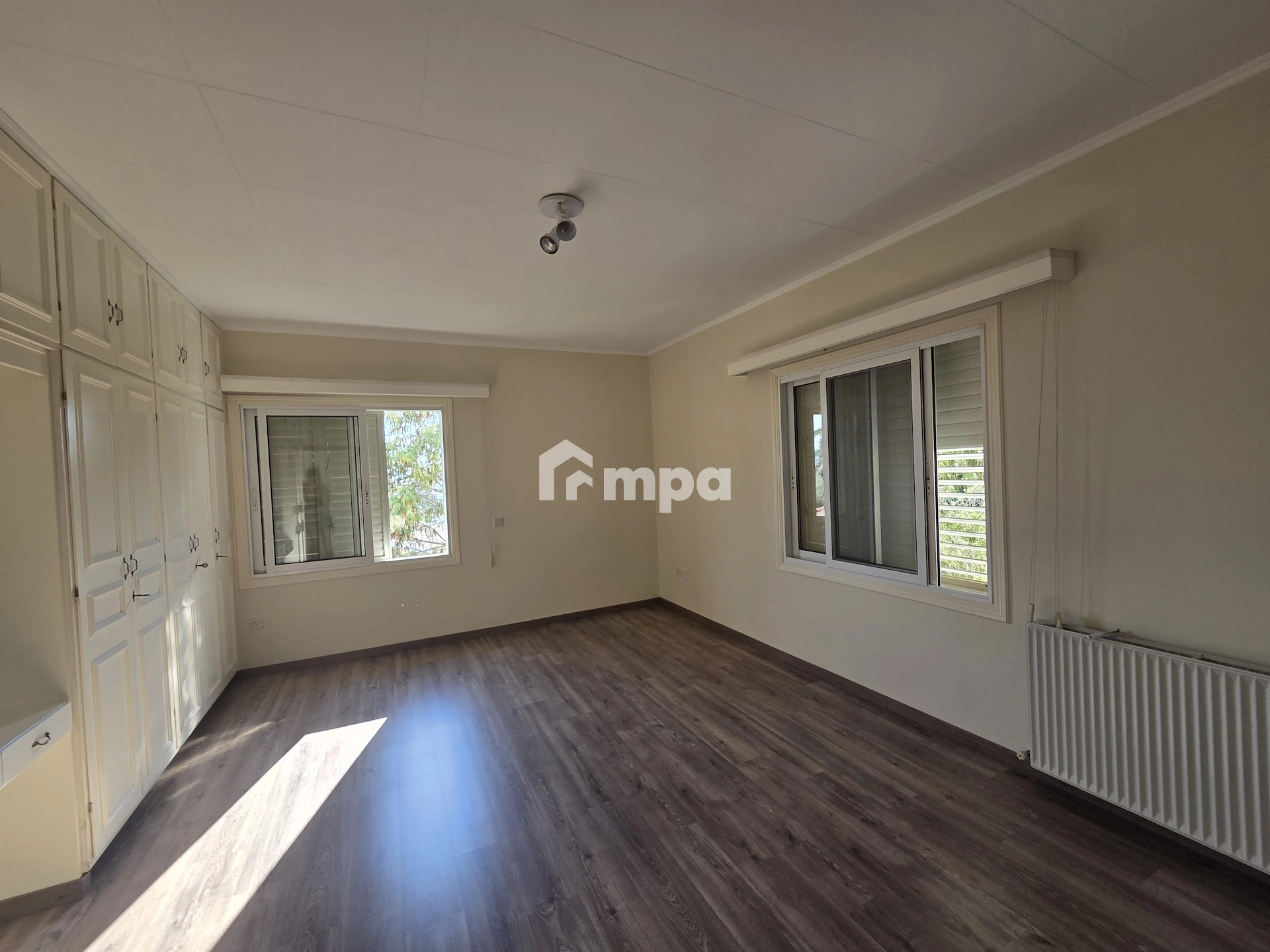 6+ Bedroom House for Sale in Latsia, Nicosia District