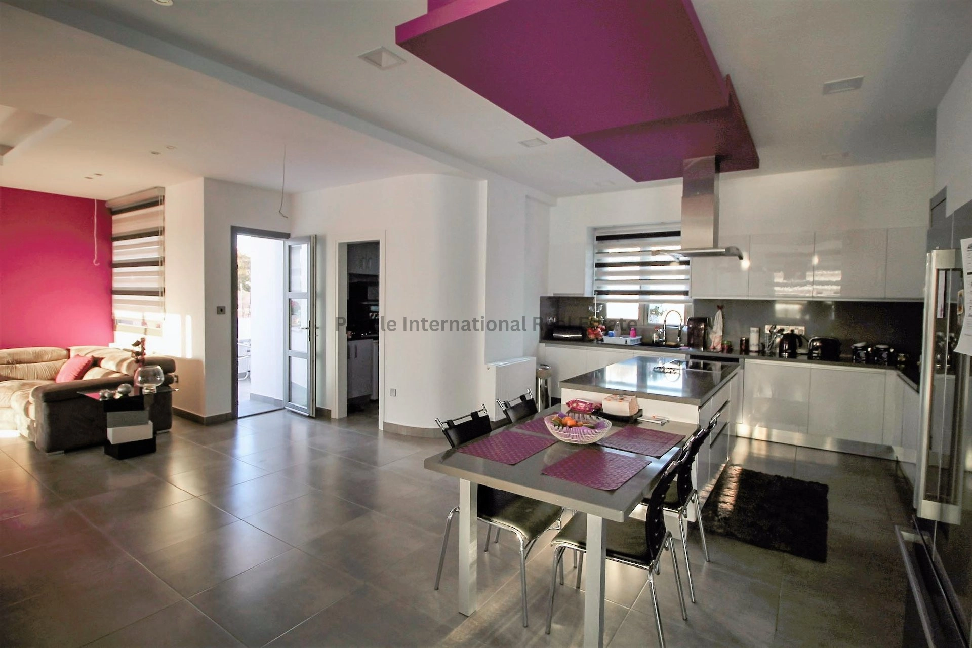 4 Bedroom House for Sale in Paphos – Emba