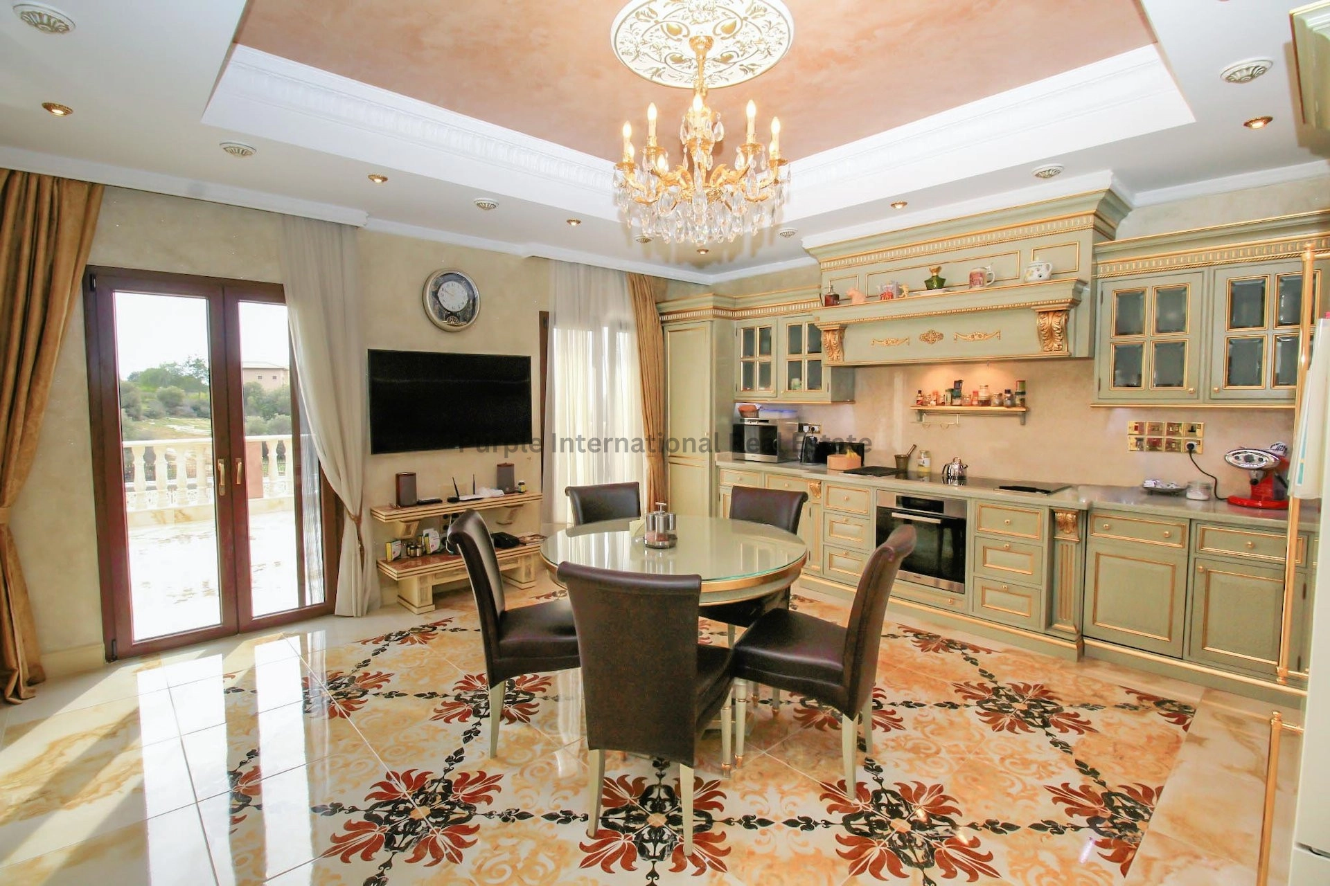 600m² House for Sale in Aphrodite Hills, Paphos District