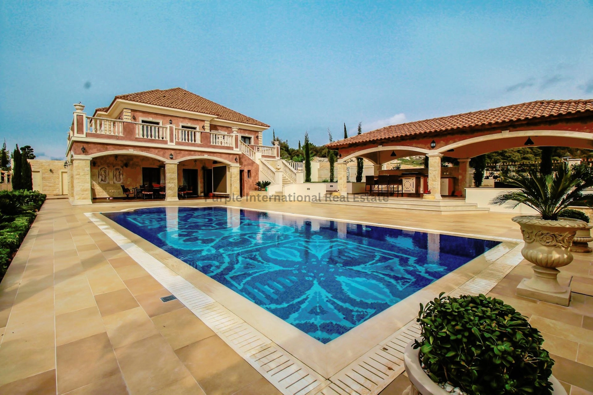 600m² House for Sale in Aphrodite Hills, Paphos District
