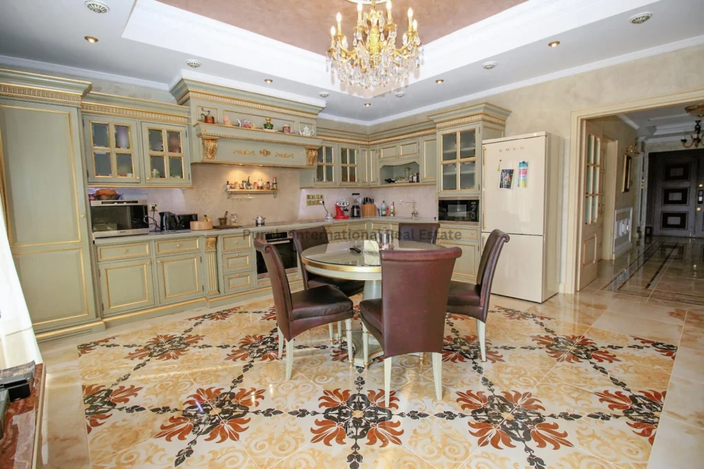 600m² House for Sale in Aphrodite Hills, Paphos District