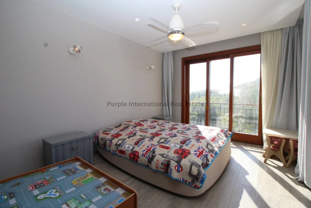400m² House for Sale in Aphrodite Hills, Paphos District