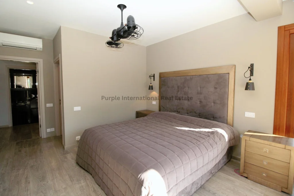 400m² House for Sale in Aphrodite Hills, Paphos District