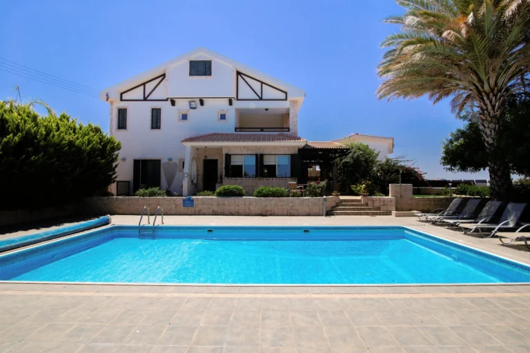 Cheap Houses and Villas for Sale Famagusta up to 800000 euro