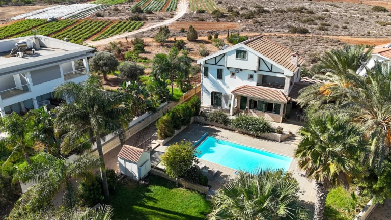 Cheap Houses and Villas for Sale Famagusta up to 800000 euro
