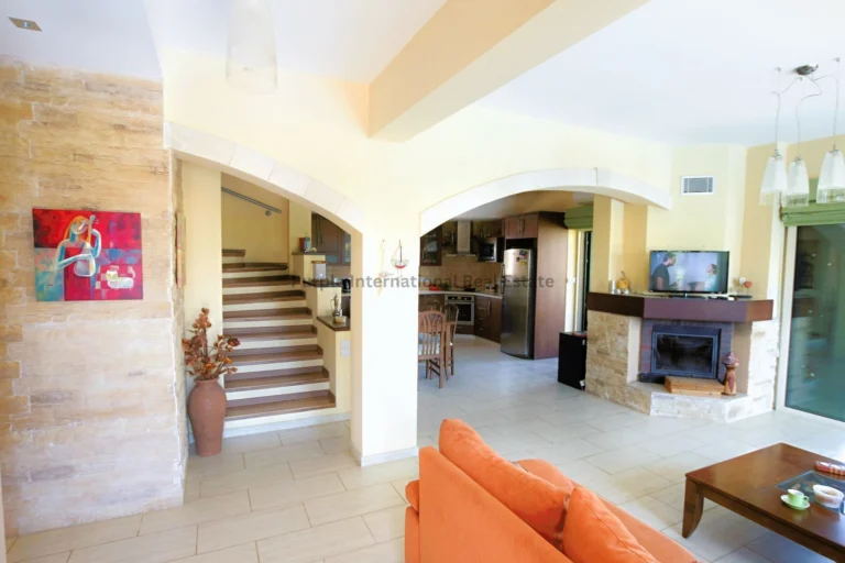 Cheap Houses and Villas for Sale Famagusta up to 800000 euro