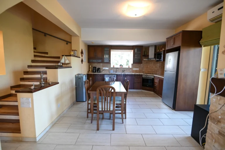 Cheap Houses and Villas for Sale Famagusta up to 800000 euro