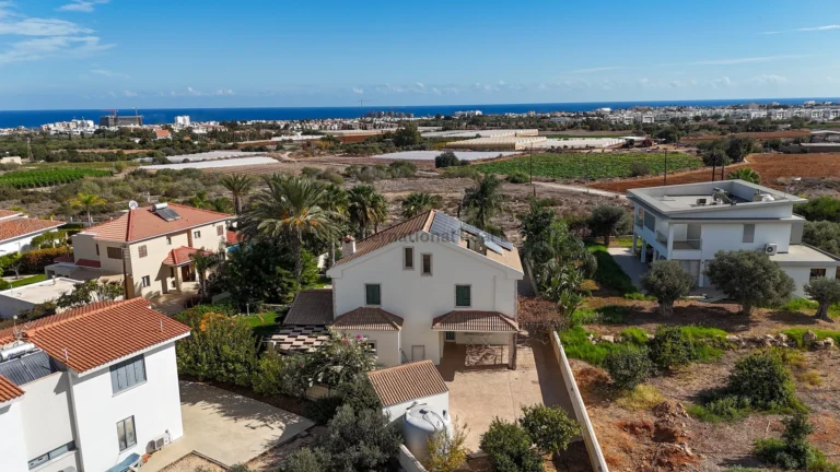 Cheap Houses and Villas for Sale Famagusta up to 800000 euro