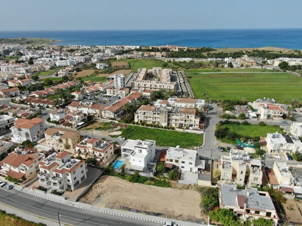 900m² Building for Sale in Paphos District