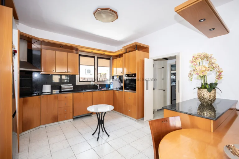 Cheap Houses and Villas for Sale Famagusta up to 500000 euro