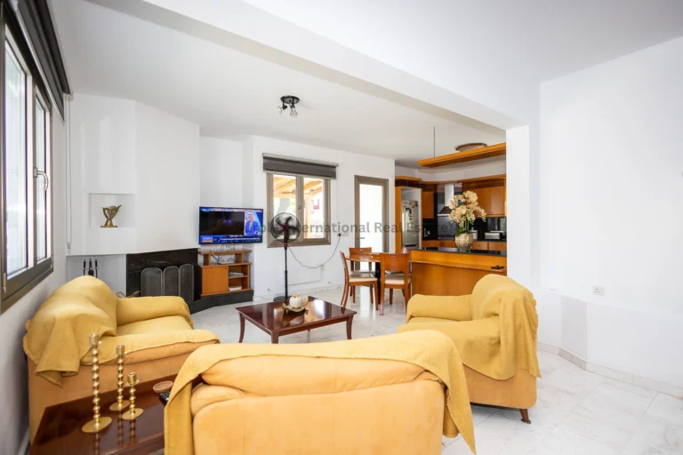 Cheap Houses and Villas for Sale Famagusta up to 500000 euro