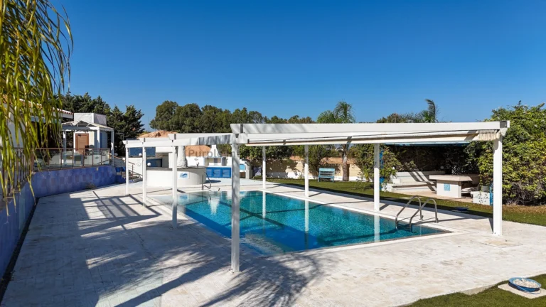 Cheap Houses and Villas for Sale Famagusta up to 800000 euro