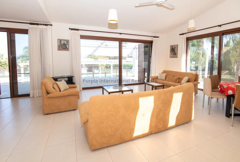 Cheap Houses and Villas for Sale Famagusta up to 800000 euro