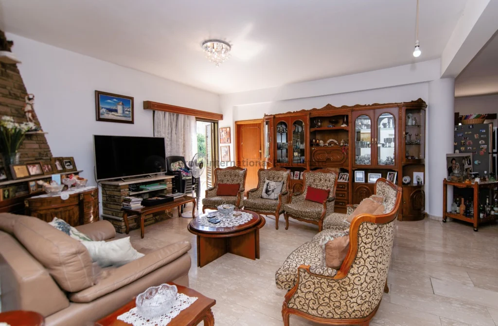 270m² House for Sale in Limassol – Agios Nektarios