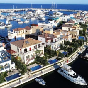 3 Bedroom House for Sale in Limassol – Marina