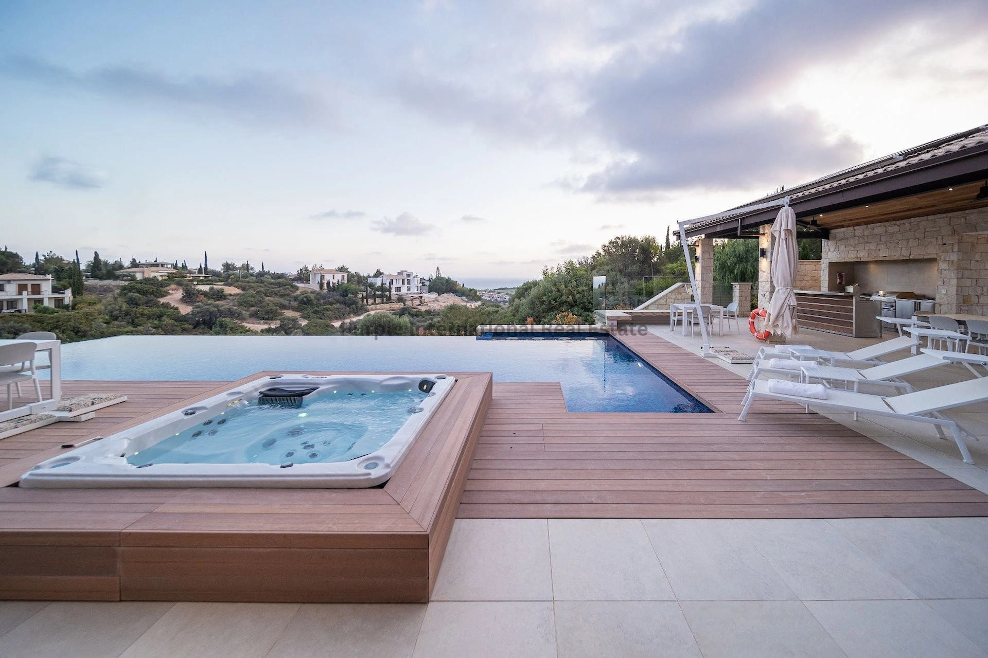 532m² House for Sale in Aphrodite Hills, Paphos District