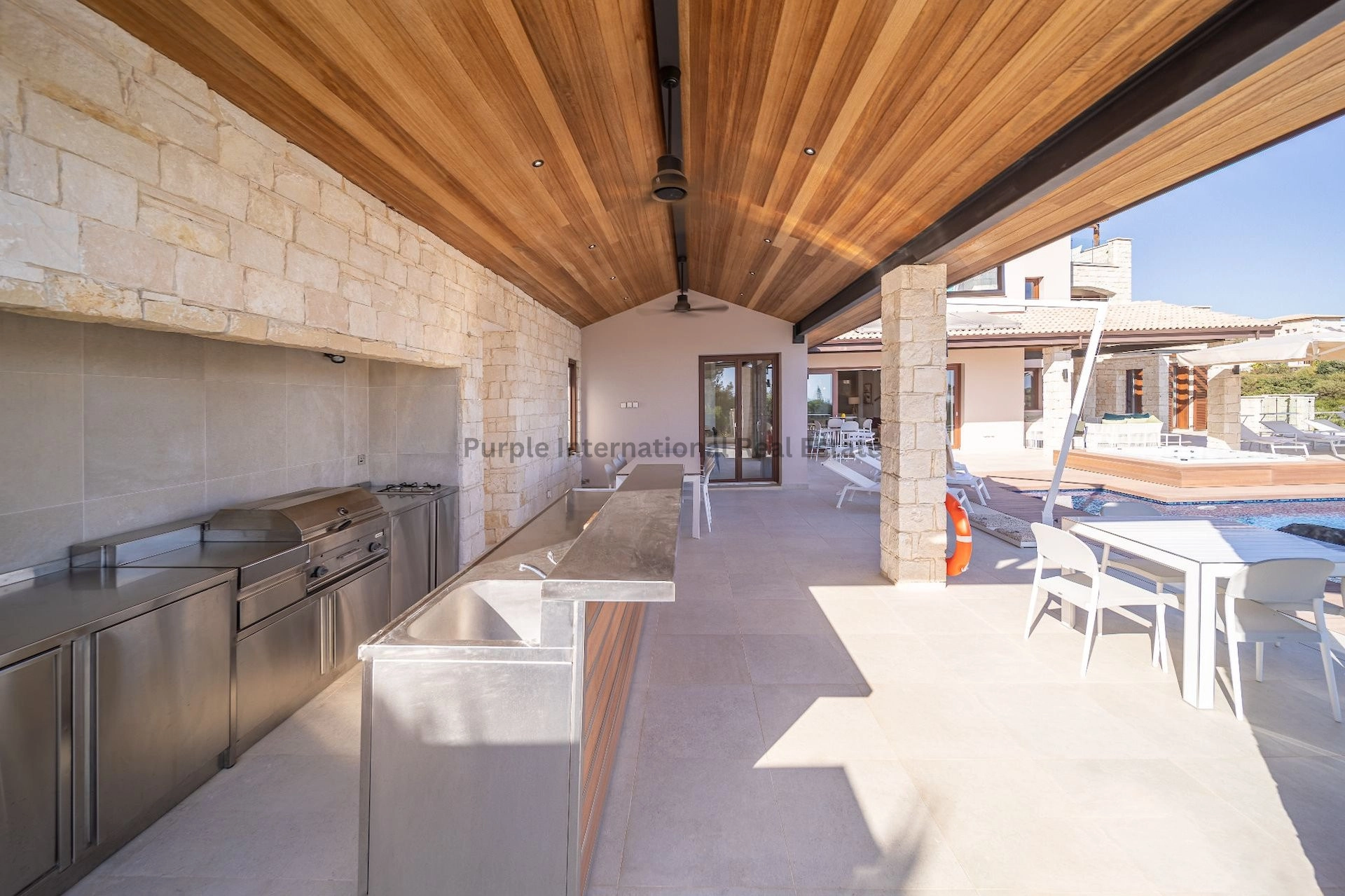 532m² House for Sale in Aphrodite Hills, Paphos District