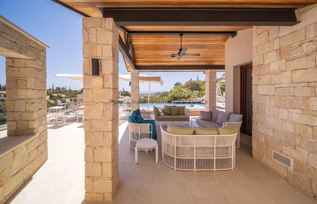 532m² House for Sale in Aphrodite Hills, Paphos District