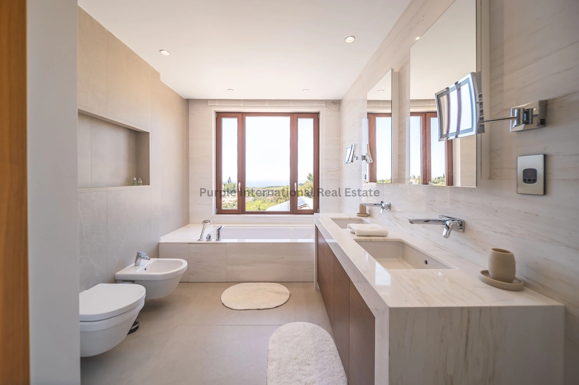 532m² House for Sale in Aphrodite Hills, Paphos District
