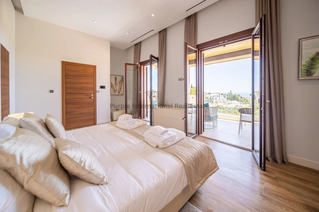 532m² House for Sale in Aphrodite Hills, Paphos District