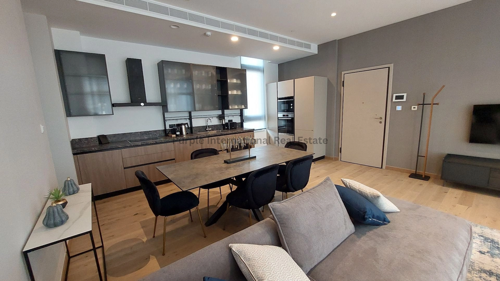 4 Bedroom Apartment for Rent in Germasogeia, Limassol District