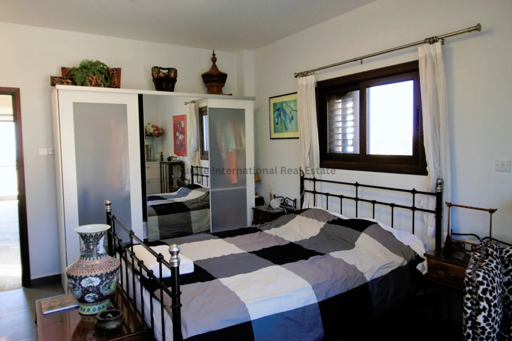 682m² House for Sale in Kouklia, Paphos District
