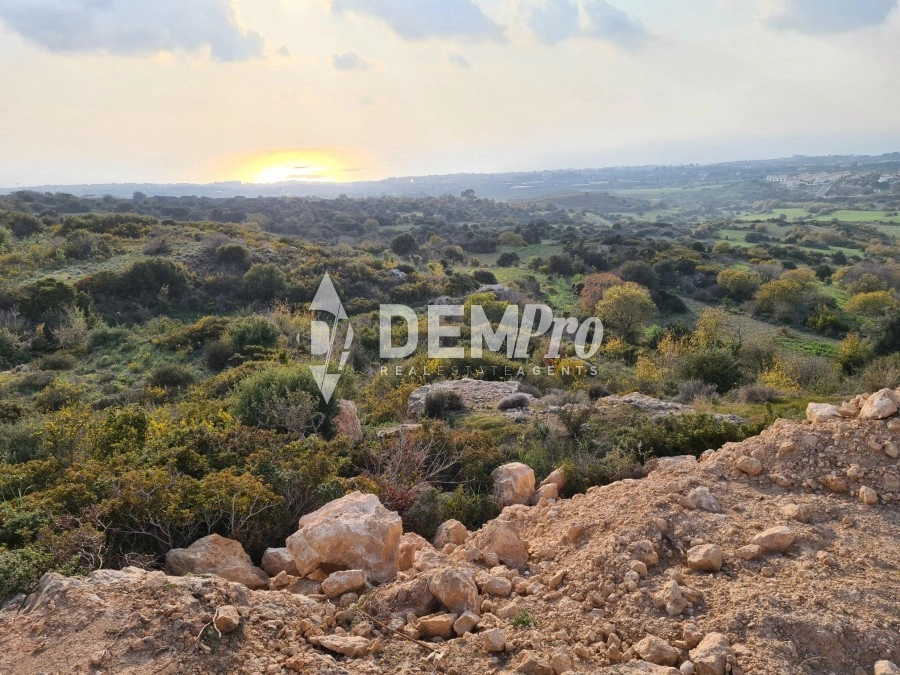 18,061m² Plot for Sale in Tremithousa, Paphos District