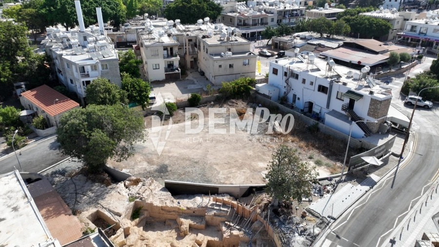 996m² Plot for Sale in Kato Paphos
