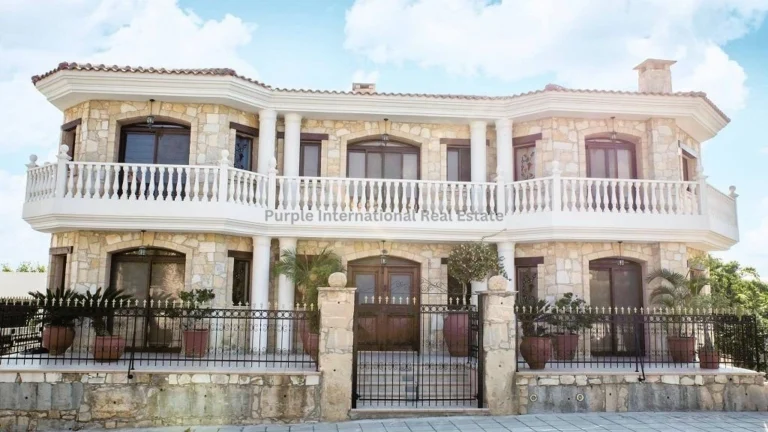 550m² House for Sale in Limassol – Agia Fyla