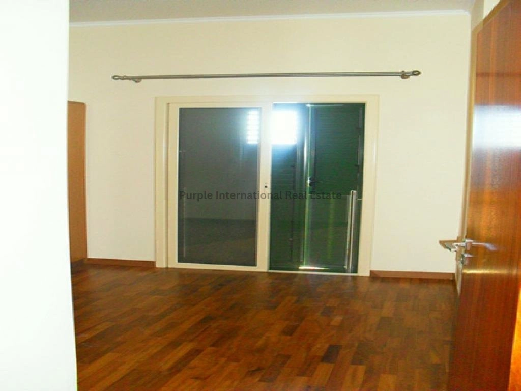 4 Bedroom House for Sale in Latchi (Lakki / Latsi), Paphos District