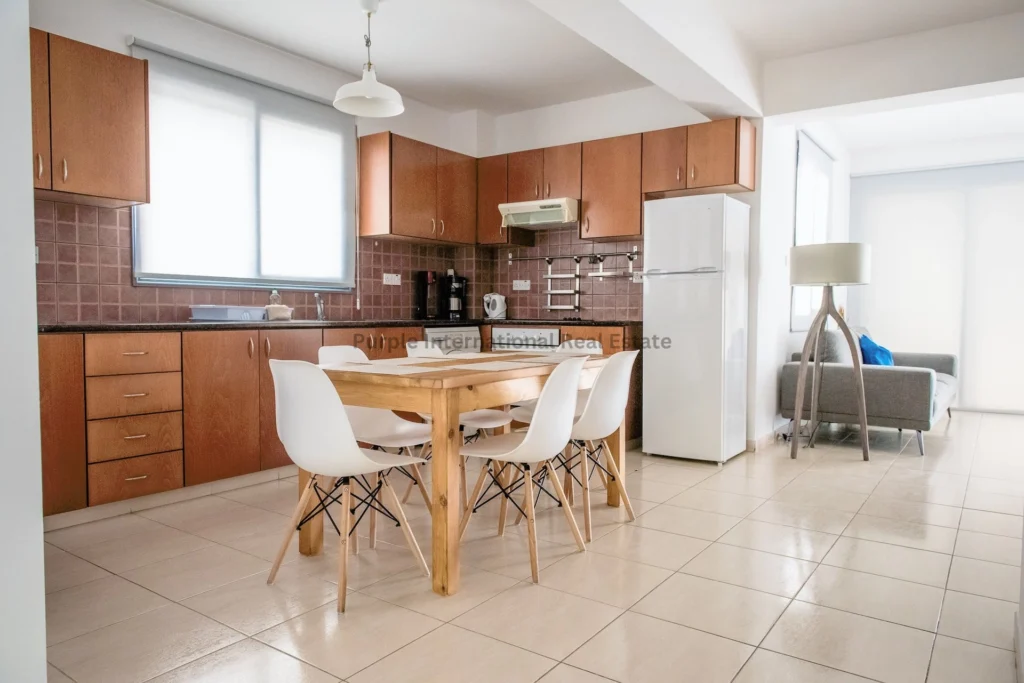 1381m² Building for Sale in Kissonerga, Paphos District