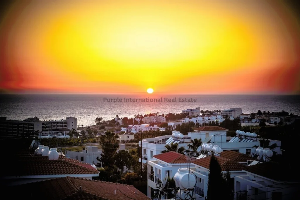1381m² Building for Sale in Kissonerga, Paphos District