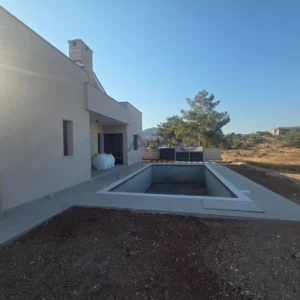 3 Bedroom House for Sale in Monagroulli, Limassol District