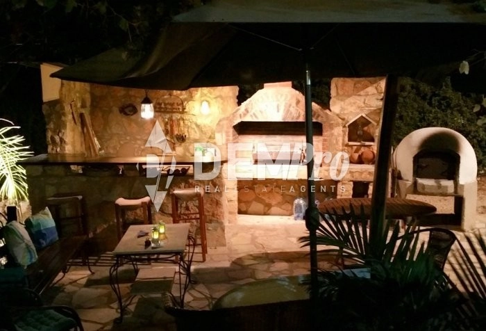 3 Bedroom House for Sale in Peyia, Paphos District