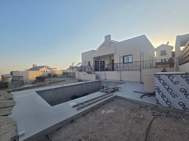 Cheap Houses and Villas for Sale Limassol up to 600000 euro