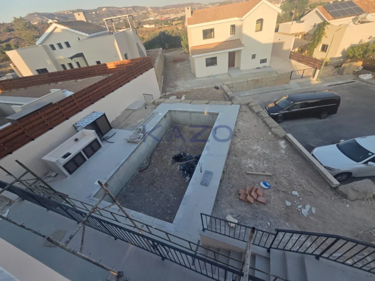Cheap Houses and Villas for Sale Limassol up to 600000 euro