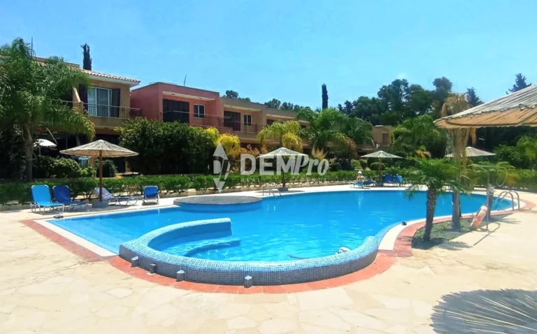 Cheap Houses and Villas for Sale Paphos up to 500000 euro