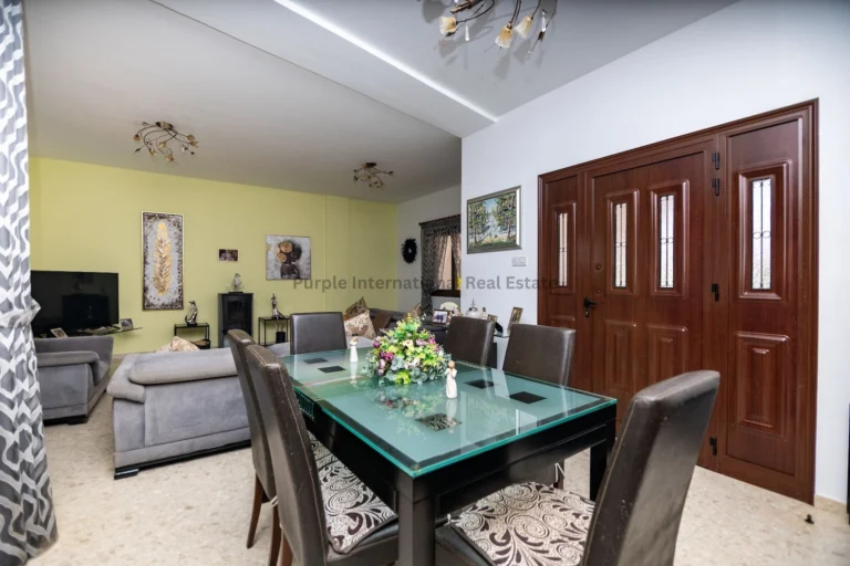 Cheap Houses and Villas for Sale Famagusta up to 800000 euro
