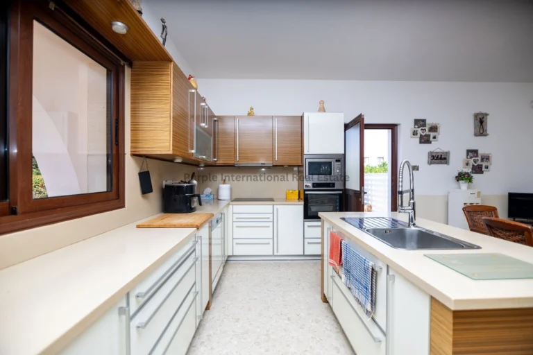 Cheap Houses and Villas for Sale Famagusta up to 800000 euro