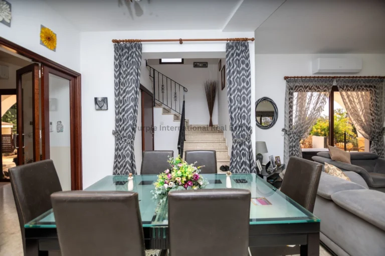 Cheap Houses and Villas for Sale Famagusta up to 800000 euro