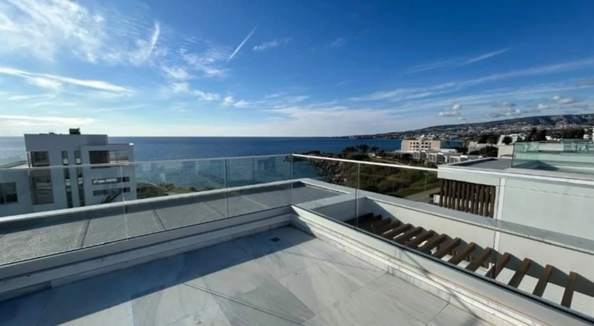 4 Bedroom House for Sale in Kissonerga, Paphos District