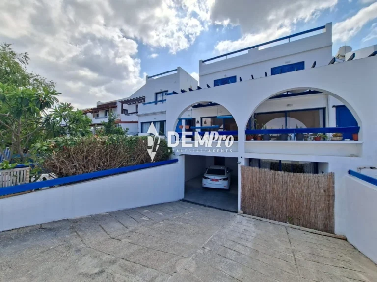 Cheap Houses and Villas for Sale Paphos up to 300000 euro