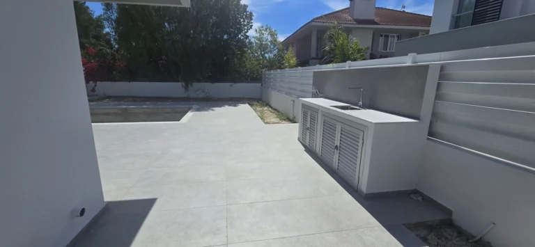 Cheap Houses and Villas for Sale Larnaca up to 700000 euro