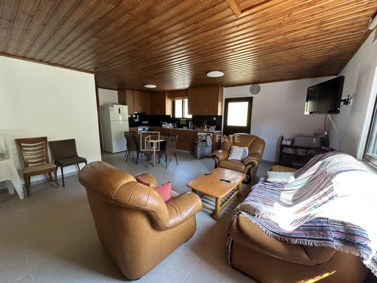 Cheap Houses and Villas for Sale Limassol up to 300000 euro