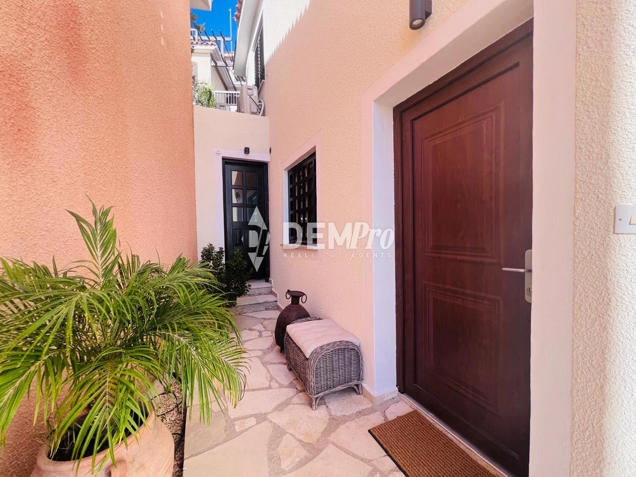 3 Bedroom House for Sale in Tsada, Paphos District