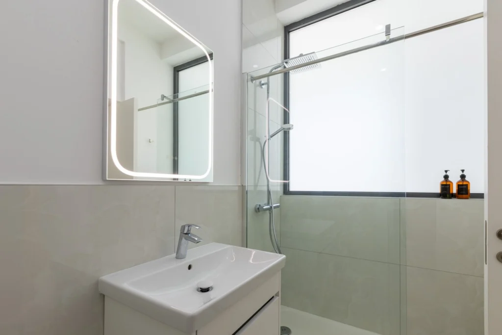 6+ Bedroom House for Sale in Agios Tychonas, Limassol District